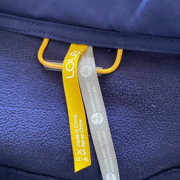 Lole Coat. Size XS. Blue. Detachable Hood - Picture 3 of 6